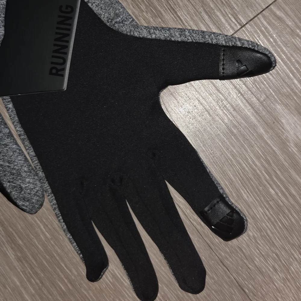 NEW Adidas Running Gloves